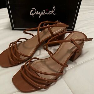 Quips strapped sandals